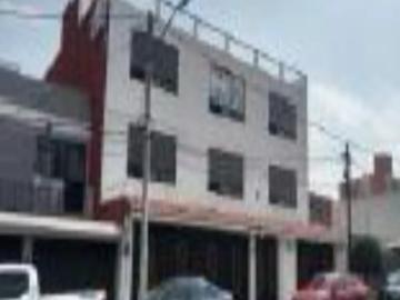 Edificio en venta en Magisterial Vista Bella, Tlalnepantla de Baz, México