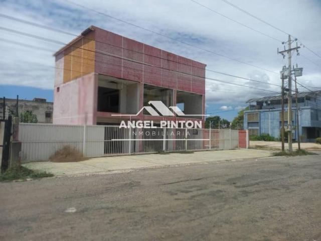 Edificio en Venta en Maracaibo Zulia 1220 m2