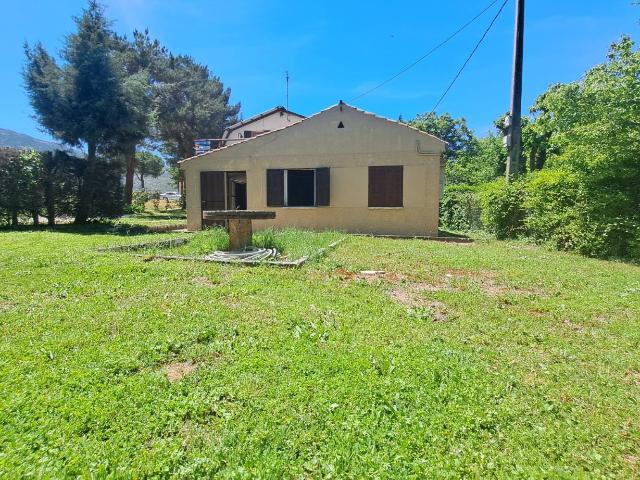 Edificio en venta en Ortigosa del Monte