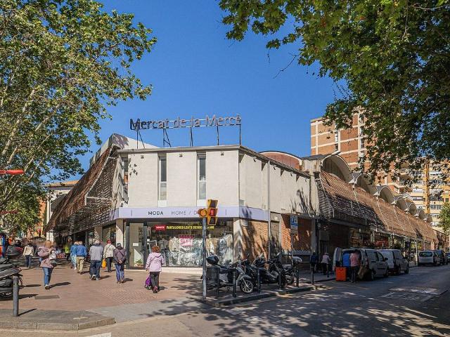 Edificio en venta en paseo D'urrutia, Barcelona, de 670 m² por 250.000 €