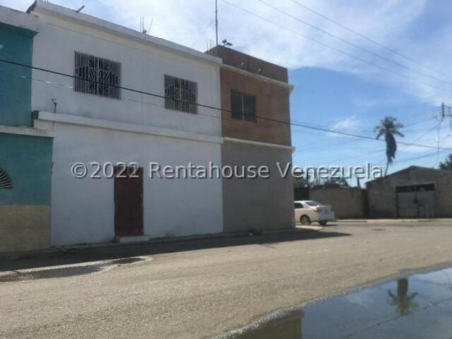 Edificio en Venta en Punto Fijo Falcón 392 m2. 2 hab