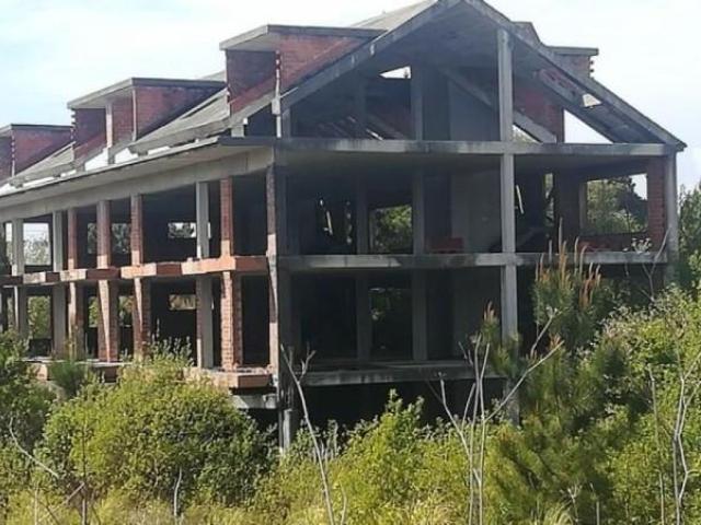 Edificio en venta en Ribeira, Bretal