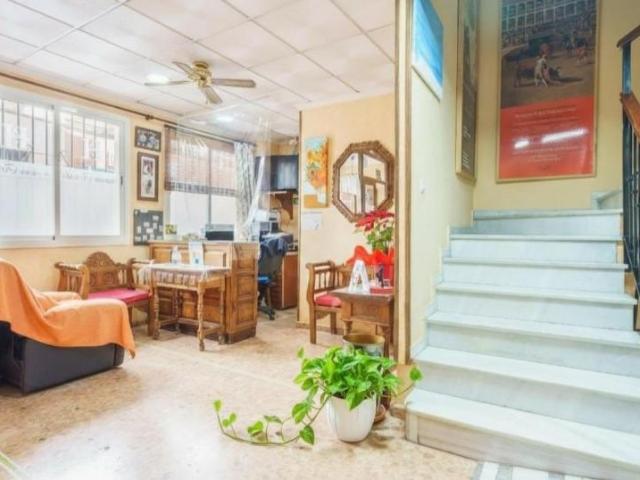 Edificio en venta en Ronda, Avenida Málaga