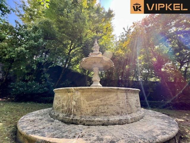 Edificio en venta en Santiago de Compostela La Coruña