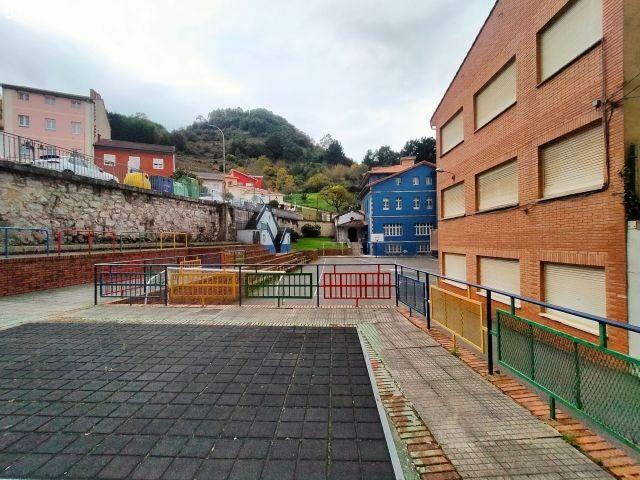 Edificio en Venta en San Esteban de Pravia, Asturias