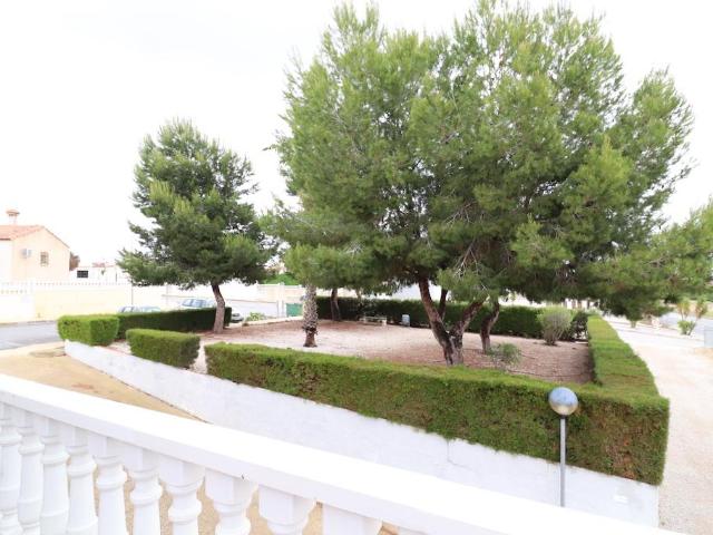 Edificio en venta en San Miguel de Salinas Alicante