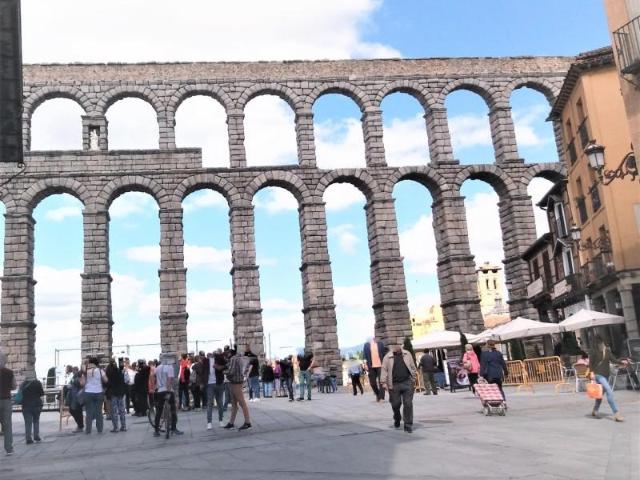 Edificio en venta en Segovia, Avenida del Acueducto