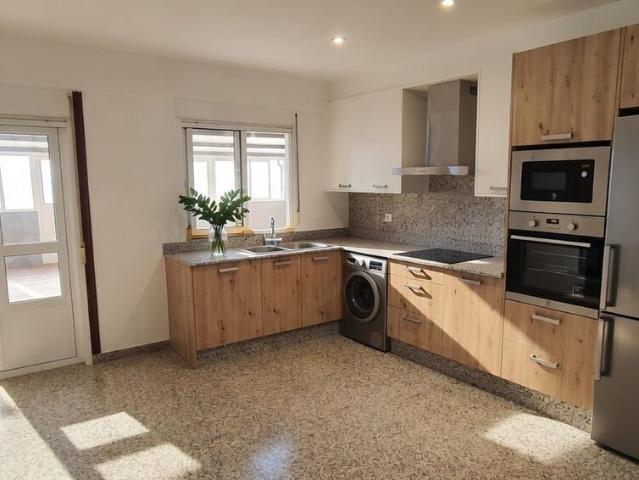 Edificio en venta, Narón, La Coruña