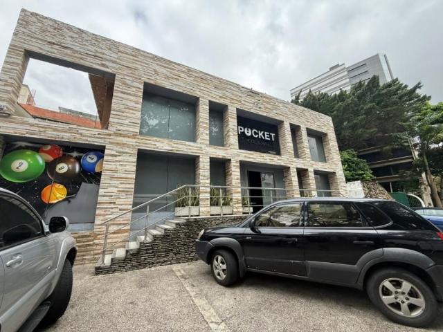 Edificio en venta o alquiler 1100m², calle orinoco