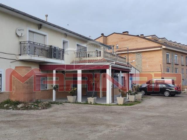 Edificio en Yeles