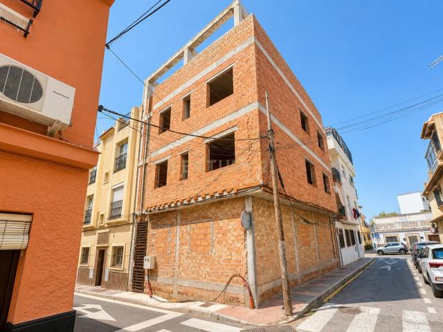 Edificio en construccion en esquina Alta rentabilidad Mijas