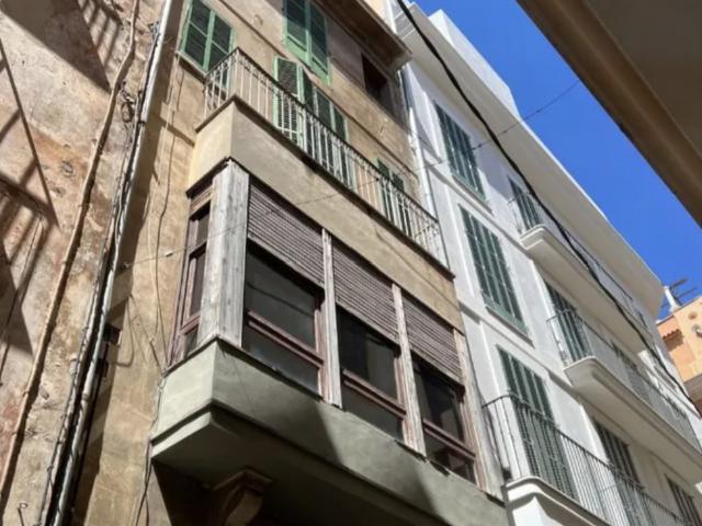 Edificio en Cort