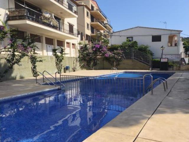 Edificio en lEstartit Con Vistas al Mar y Piscina