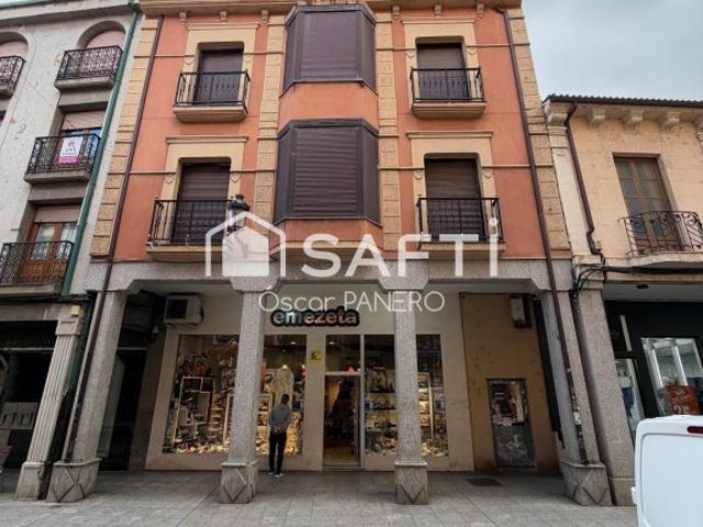 Edificio en pleno centro de La Bañeza