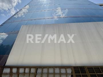 Edificio en renta en Av. Fray Servando Teresa de Mier en Colonia Centro Histórico