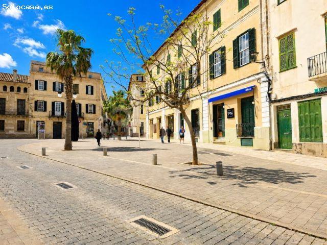 Edificio entero con local comercial y 3 viviendas