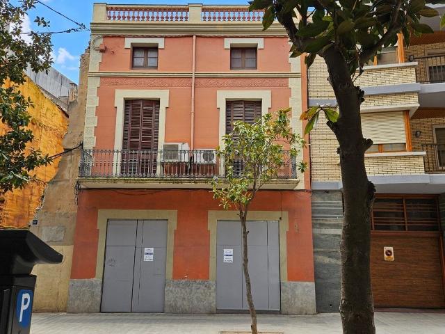 Edificio, Figueres