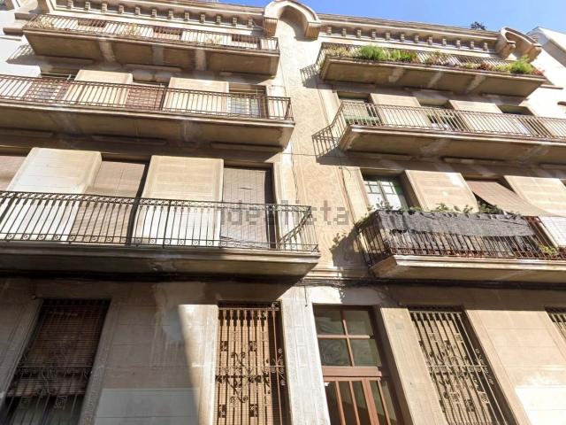 Edificio, Girona