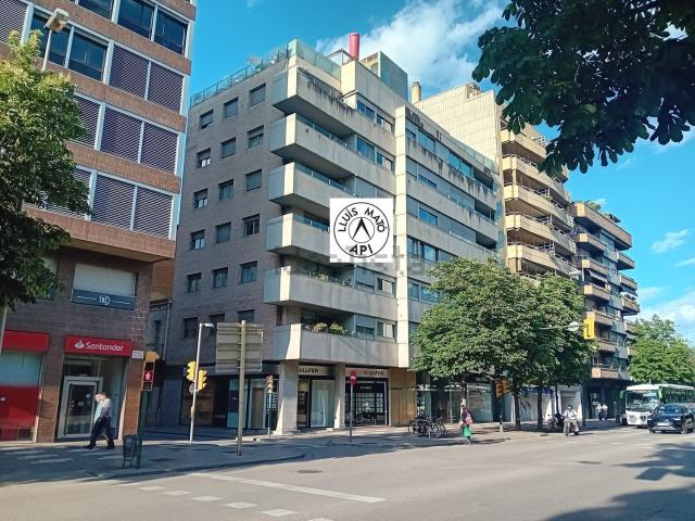 Edificio, Girona