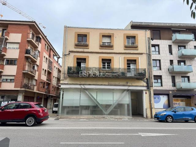 Edificio, Girona