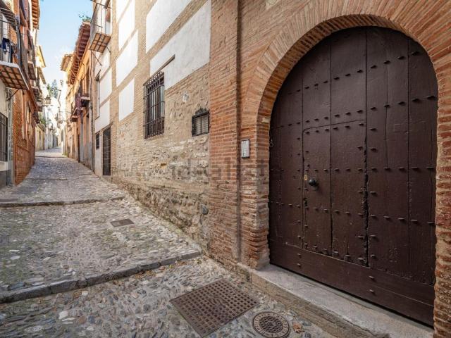 Edificio, Granada