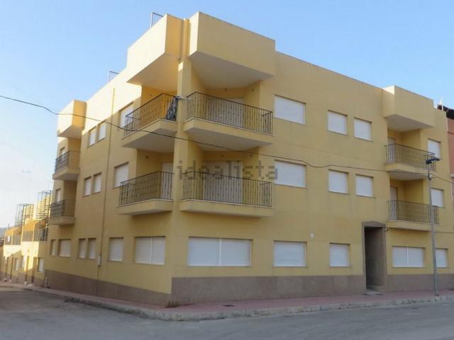 Edificio, Hondón de los Frailes
