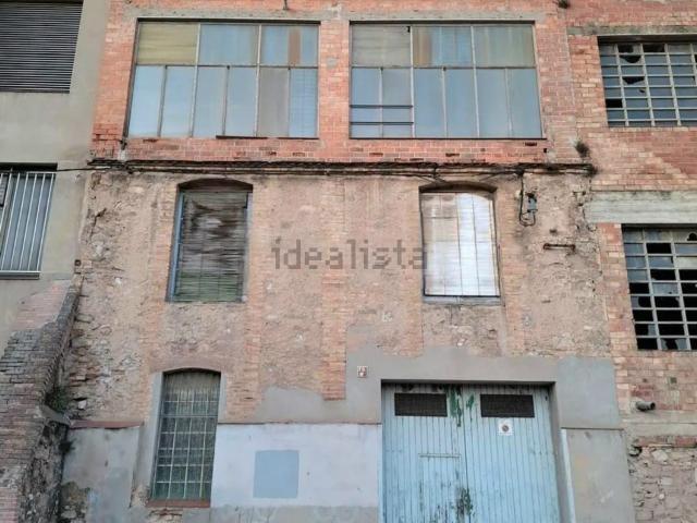 Edificio, Igualada