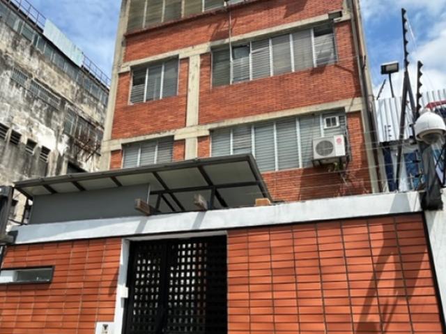 EDIFICIO INDUSTRIAL EN VENTA