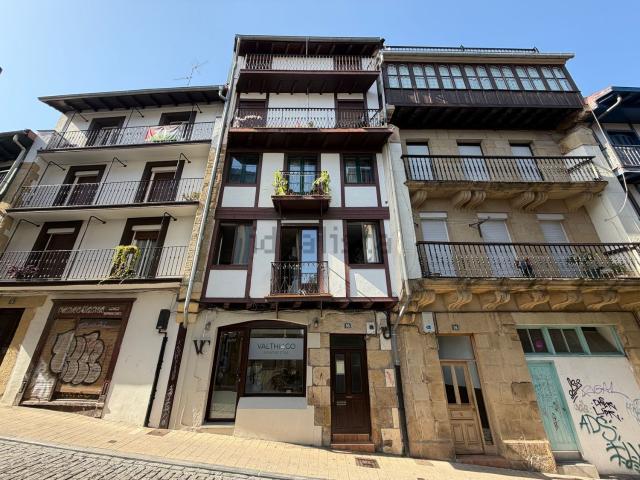 Edificio, Irun