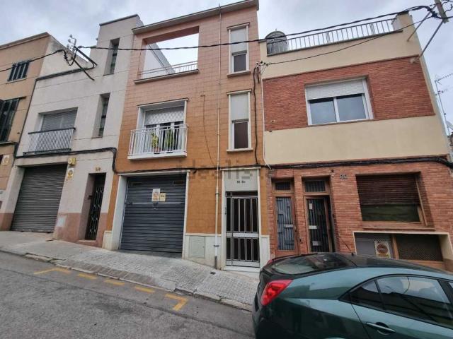 Edificio, La Cogullada, Terrassa