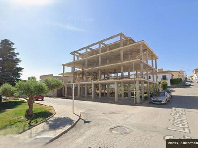 Edificio, Lachar