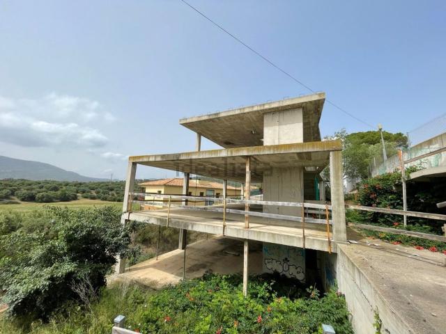 Edificio, Llançà