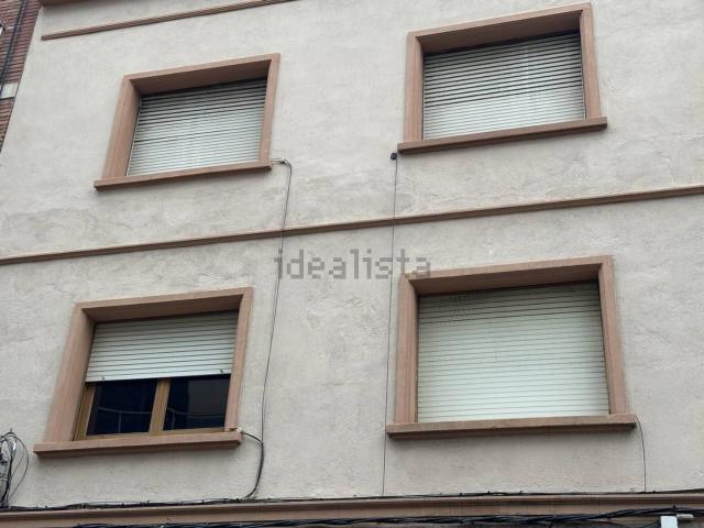 Edificio, Manresa