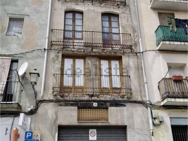 Edificio, Manresa