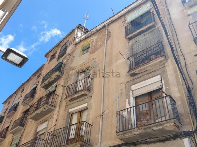 Edificio, Manresa