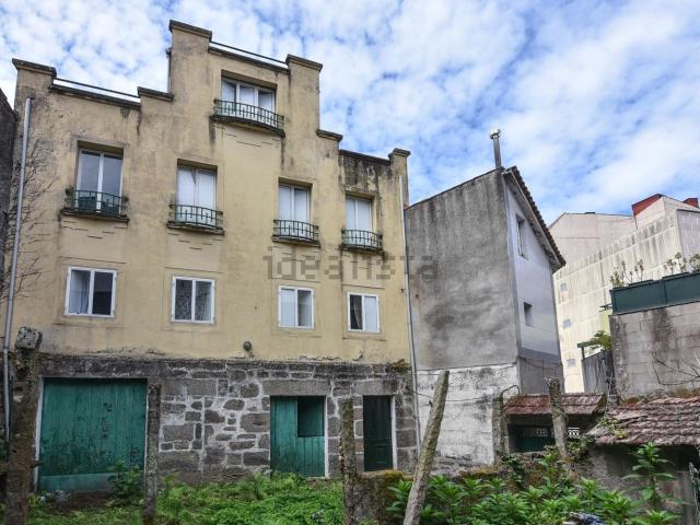 Edificio, Marin