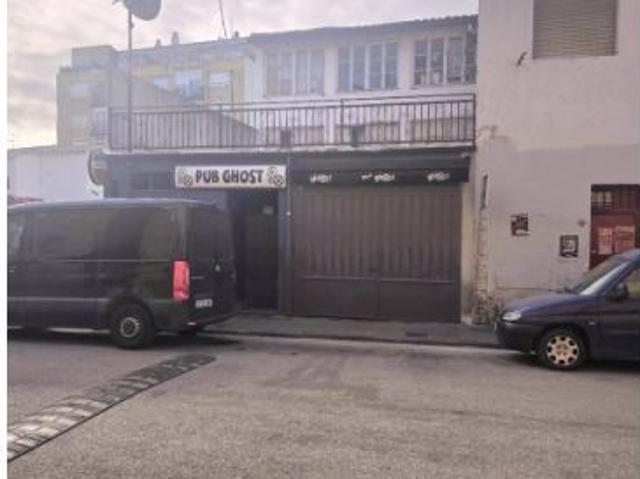 EDIFICIO MULTIFUNCIONAL A LA VENTA EN VILLARCAYO