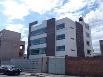 EDIFICIO MULTIFAMILIAR ACABADOS DE LUJO CERÁMICA GRAIMAN Edificio en Venta en Riobamba