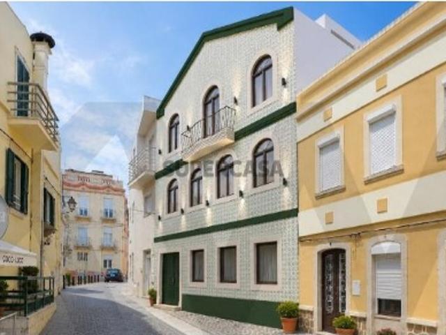 Edifício Muralha | Apartamentos Premium a 50 m da Praia de Buarcos
