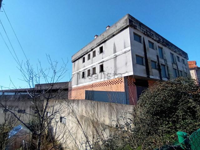 Edificio, O Porriño