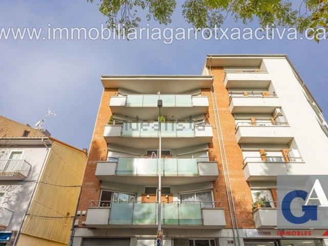 Edificio, Olot