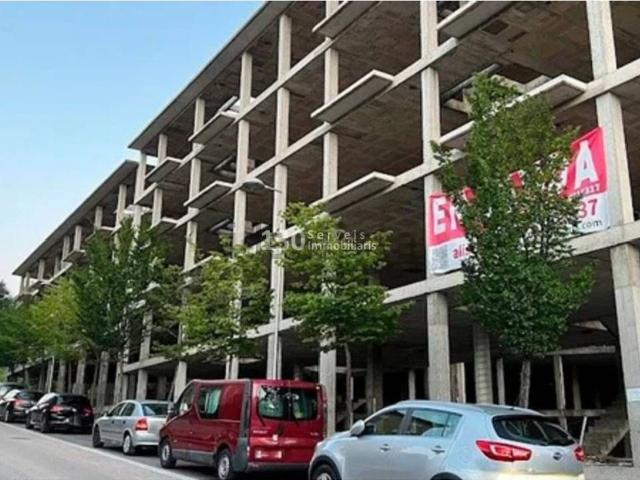 Edificio, Olot