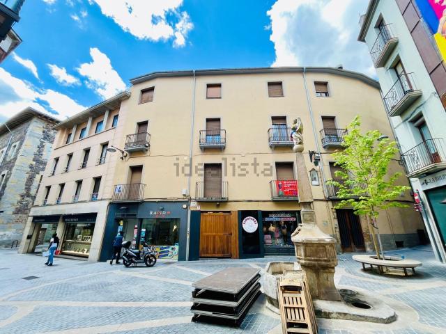 Edificio, Olot