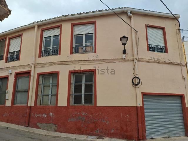 Edificio, Petrer