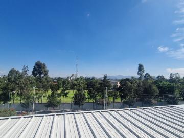 Edificio por plaza Toreo