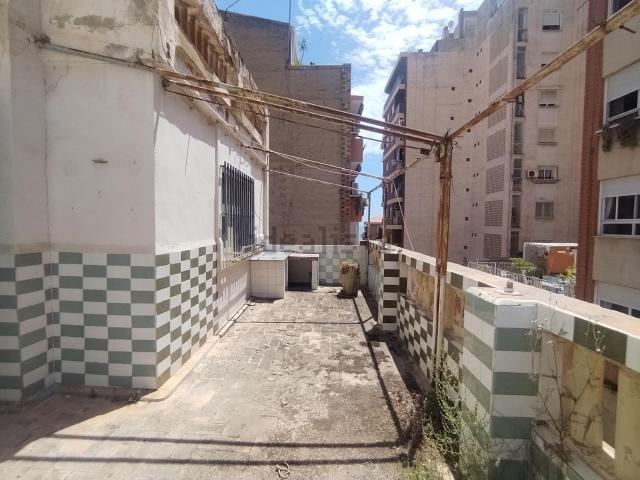 Edificio, Raval Roig Virgen del Socorro, Alicante / Alacant