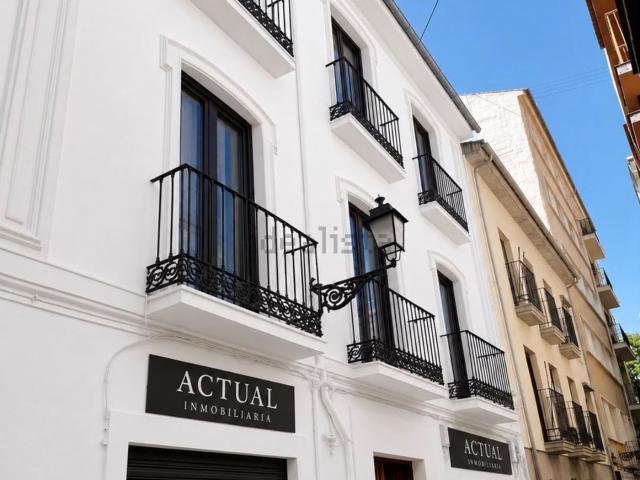 Edificio, Recogidas, Granada