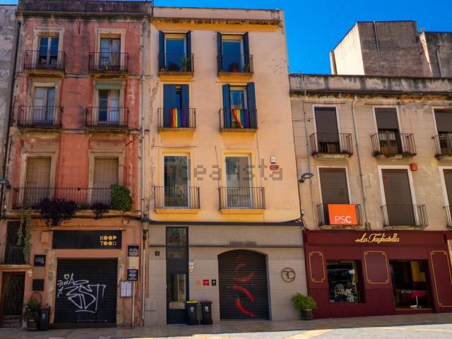 Edificio, Reus