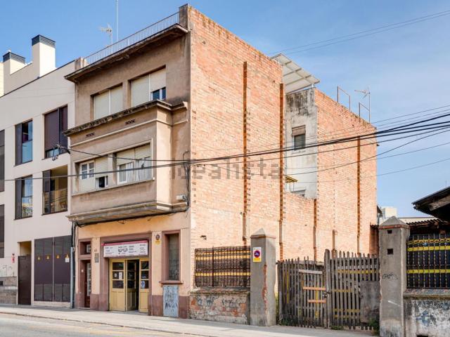 Edificio, Sant Feliu de Llobregat