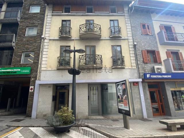 Edificio, Sant Julia de Loria